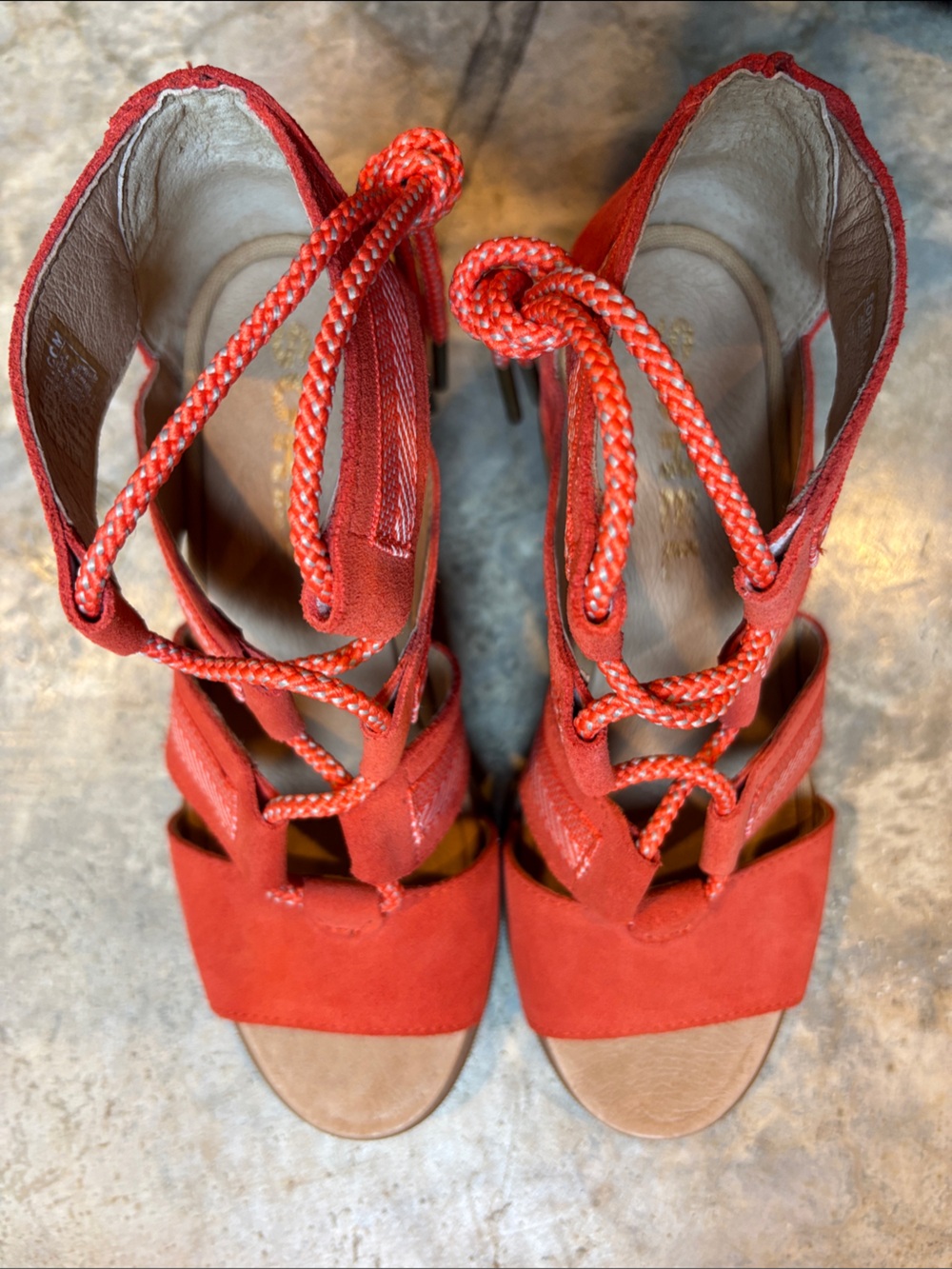 Sorel Women’s Bright Orange Strappy Sandals - Picture 7 of 9